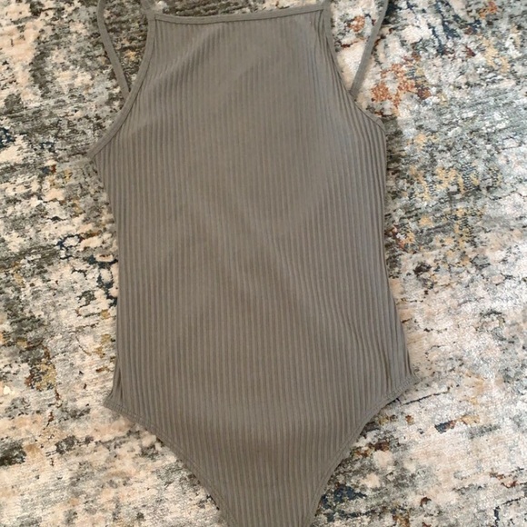 Wilfred army green bodysuit - Picture 5 of 7